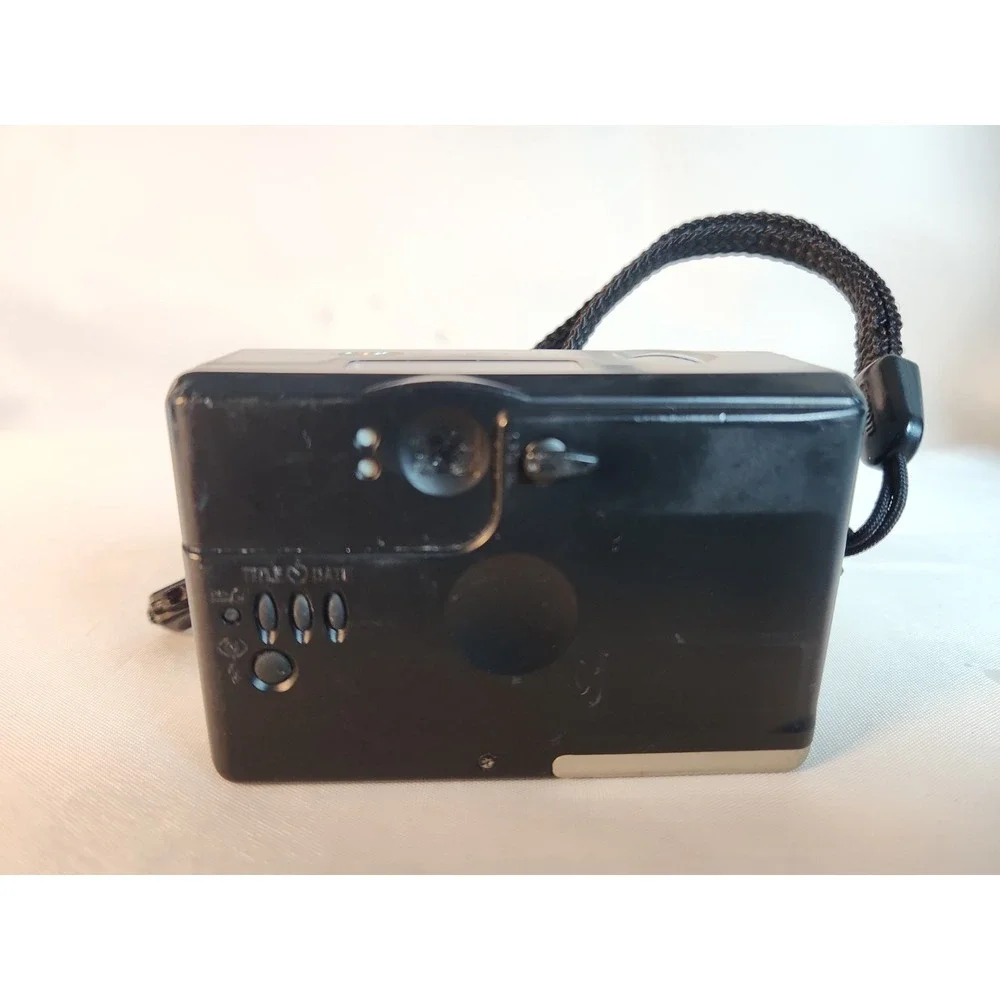 Vintage Canon Elph LT APS Camera Built-in Flash Autofocus Point/Shoot 23mm Lens